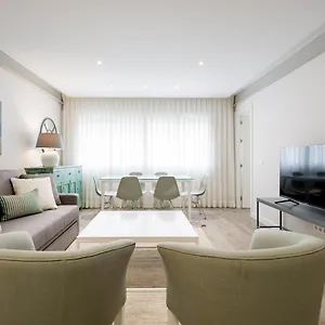 https://puerto-de-malaga-premium-3-bedrooms-apartment.1costadelsol.com