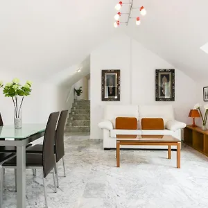https://real-del-tivoli-two-rooms.1costadelsol.com
